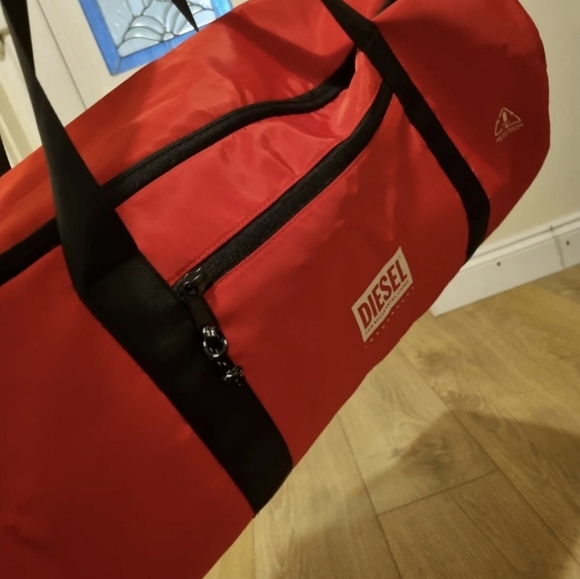 Diesel Men’s Duffle Bag Duffle Gym Bag travel sport holiday weekend travel bag - Picture 8 of 14